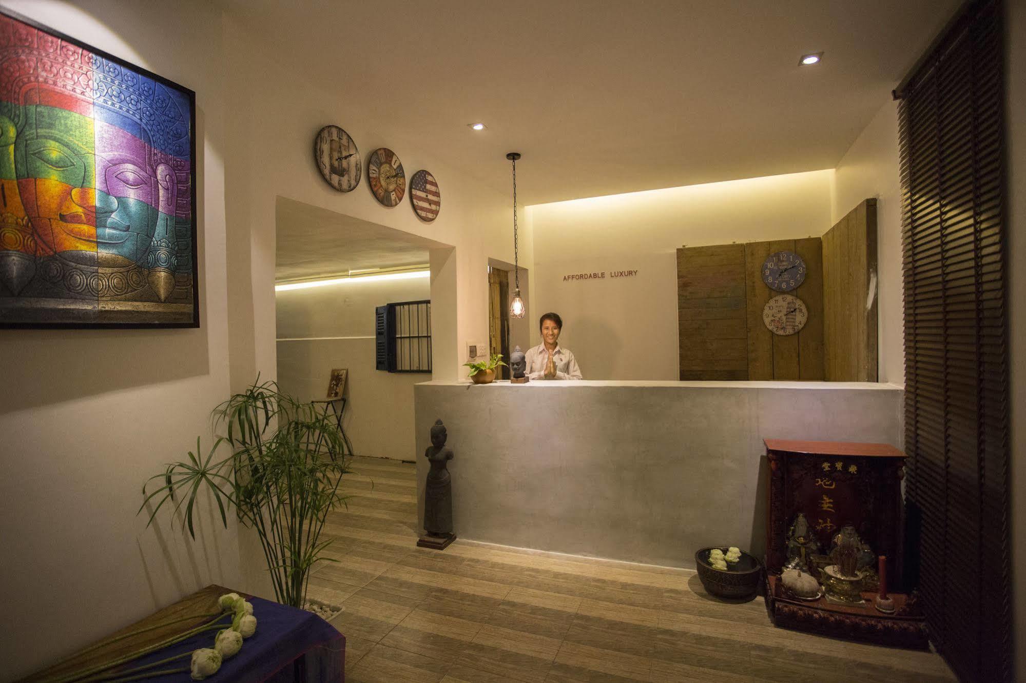 Rachana Hostel Phnom Penh Exterior photo