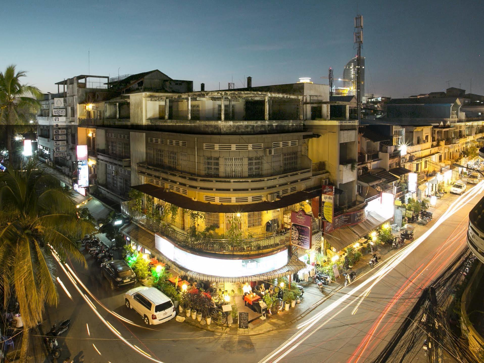 Rachana Hostel Phnom Penh Exterior photo
